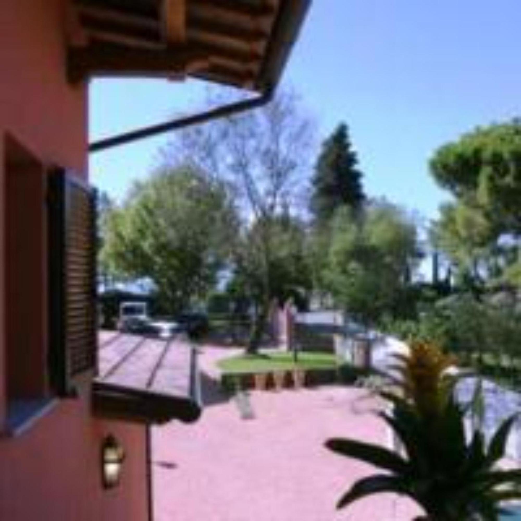 La Bettola Tavern Rooms Restaurant Montopoli in Val d'Arno Exterior photo