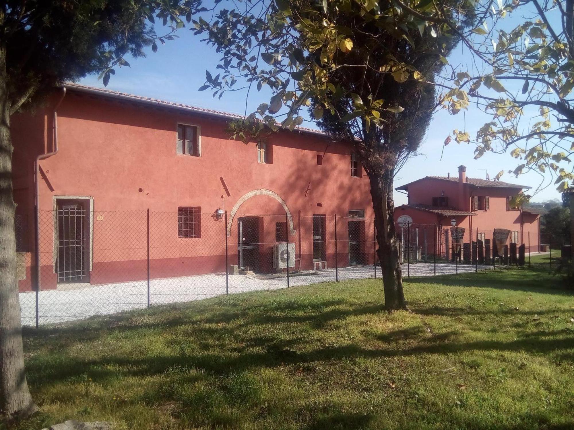 La Bettola Tavern Rooms Restaurant Montopoli in Val d'Arno Exterior photo