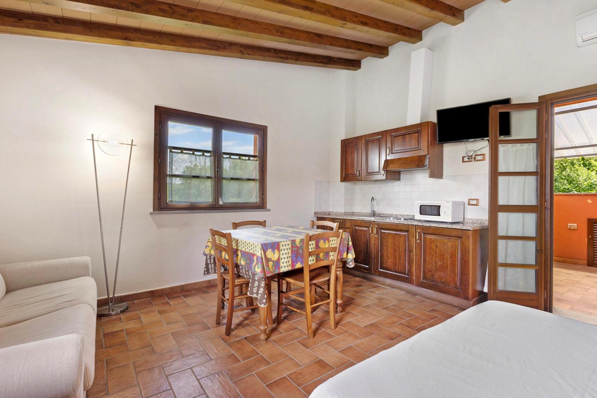 La Bettola Tavern Rooms Restaurant Montopoli in Val d'Arno Exterior photo